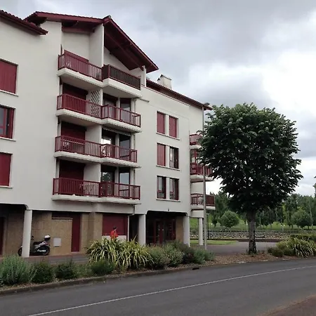 Nivelle Apartamento *